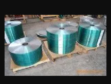 شريط فولاذي مطلي بالبوليمر الأخضر الطبيعي 0.3 مم 370 ميجا باسكال EN JIS